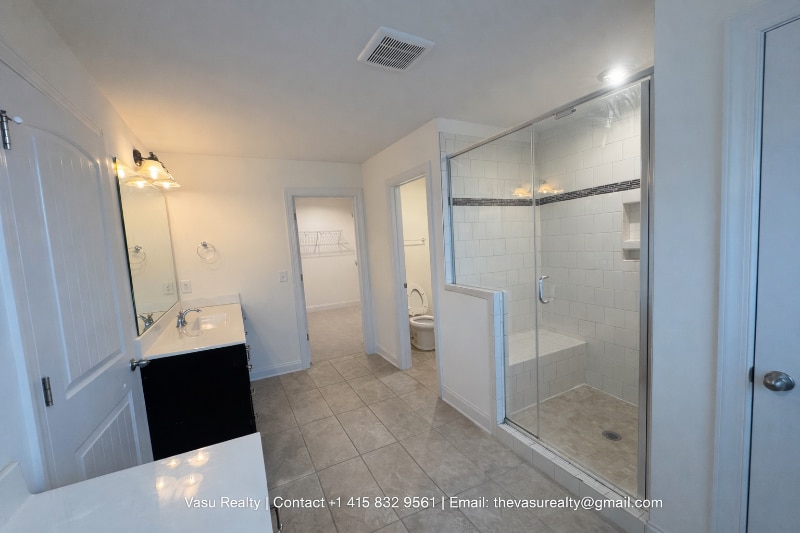 Building Photo - 14503 Knowledge Circle