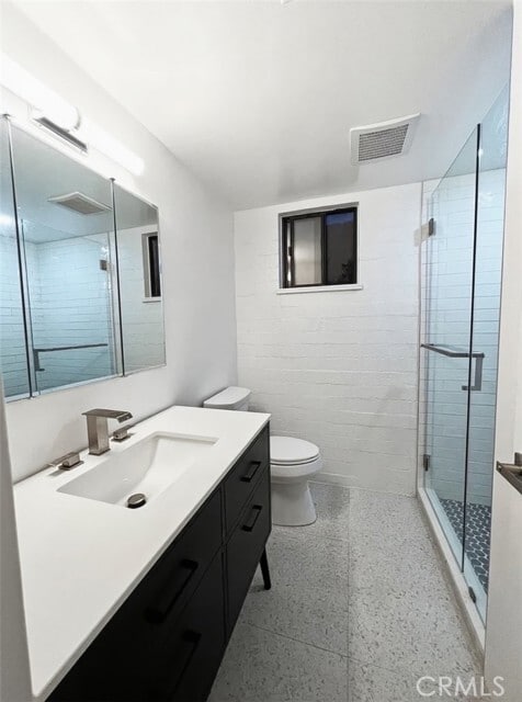 Building Photo - 1523 E San Lorenzo Rd