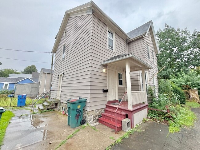 Building Photo - 74-78 Grand Avenue