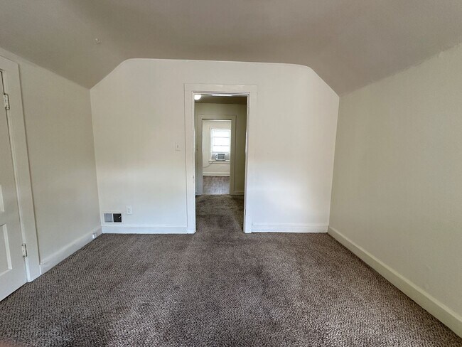 Building Photo - HAD1318