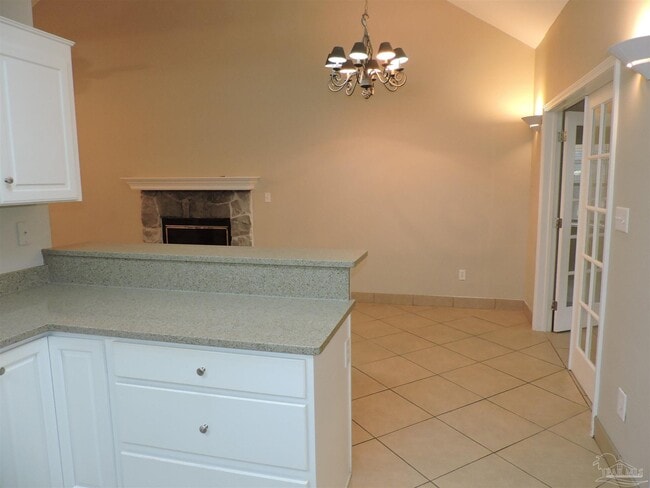 Building Photo - 6423 Lake Charlene Ln