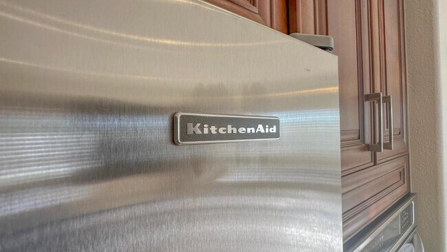 Building Photo - 9 Yale Ct