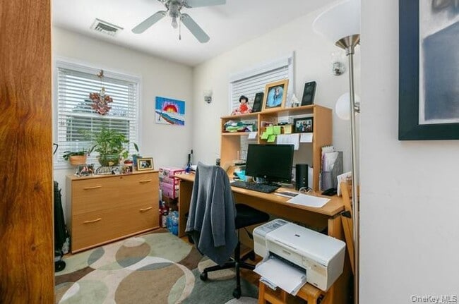 Building Photo - 250 N Rutherford Ave