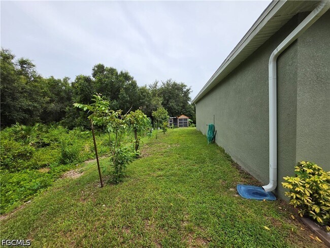 Building Photo - 6004 Pecan Cir
