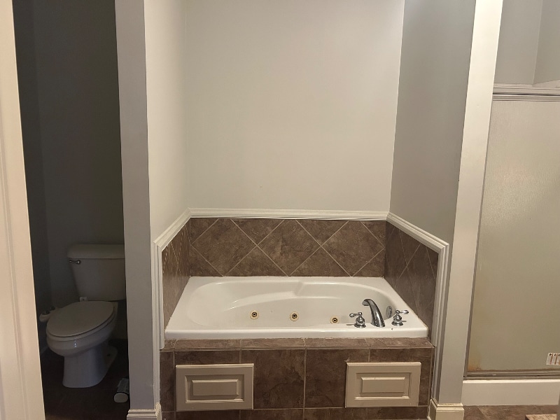 Building Photo - 303 Silver Tree Ln