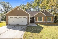 Building Photo - 335 Tall Pine Rd