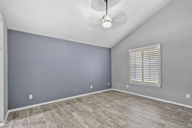 Building Photo - 6520 Boulder Ridge