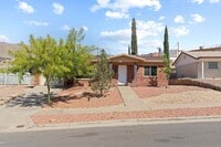 Building Photo - 304 Carnival Dr