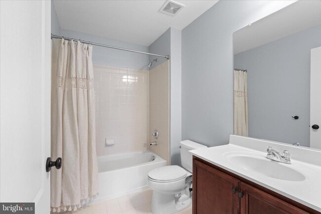 Building Photo - 15221 Londons Bridge Rd