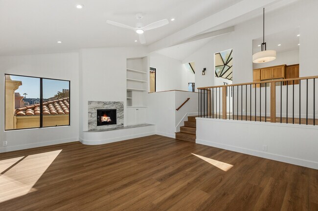 Building Photo - 24512 Alta Vista Dr