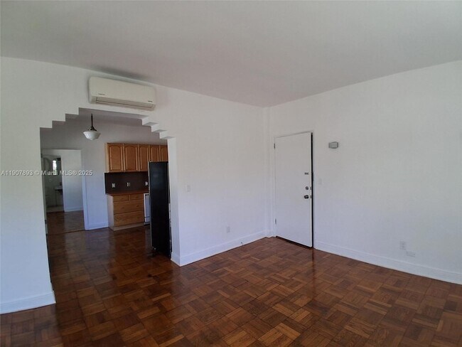 Building Photo - 4035 Meridian Ave