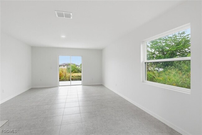 Building Photo - 3418 20th St SW