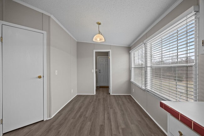 Building Photo - Charming 4-Bedroom Home on Spacious 2.64-Acre Lot in Graham, NC