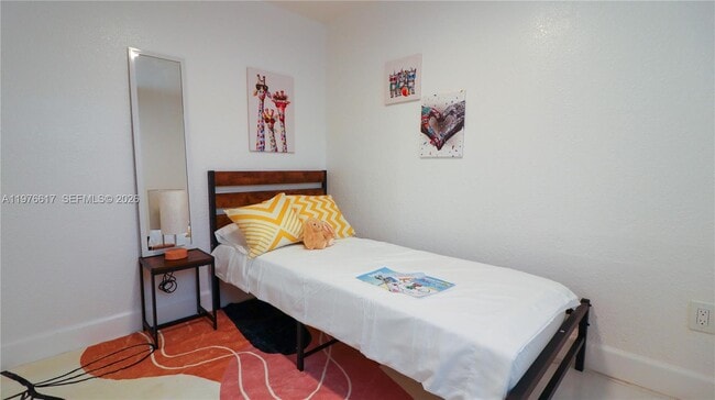 Building Photo - 330 NW 82nd Terrace