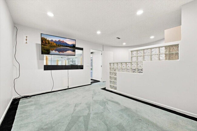 Building Photo - 6122 Trailwood Ln