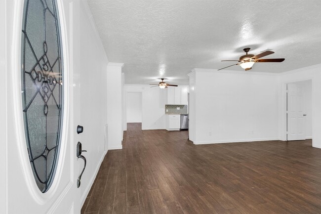 Building Photo - 21630 Punkin St