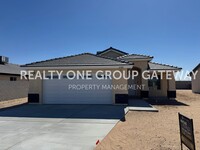 Building Photo - Brand New 3 bedroom home with 2 car garage