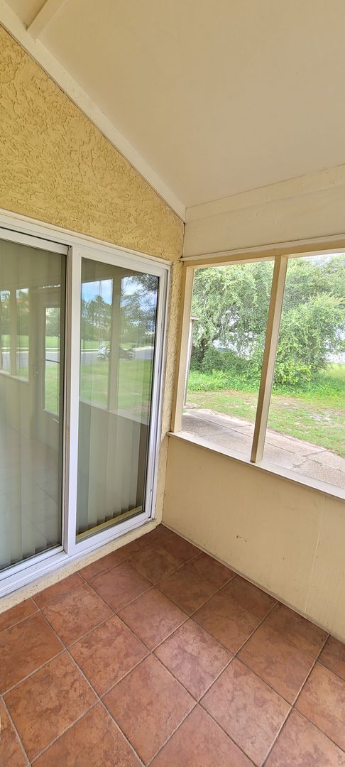 Building Photo - Venetian Villa 2 Bedroom 2 Bath 2 Car Garage w/Waterview!