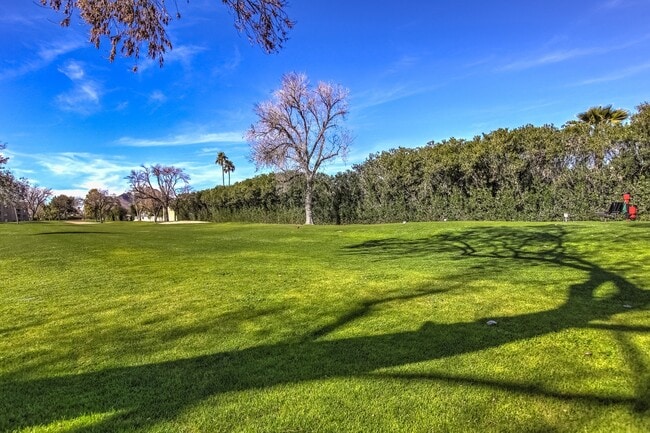 Building Photo - Old Town Scottsdale Condo with a View! Furnished