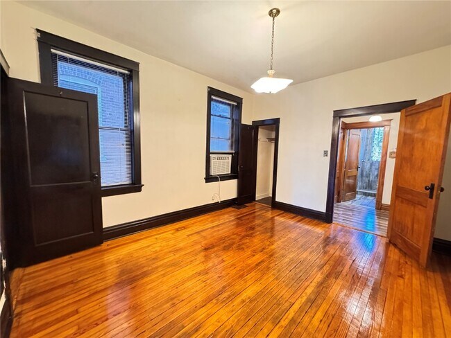 Building Photo - 4250 Michigan Ave