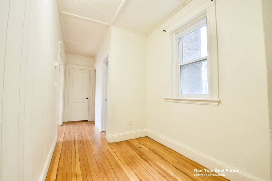 Building Photo - 1175 Boylston St
