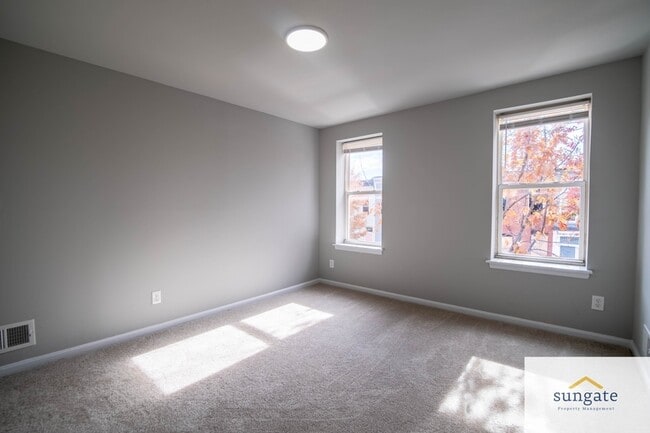 Building Photo - 2314 Jefferson St