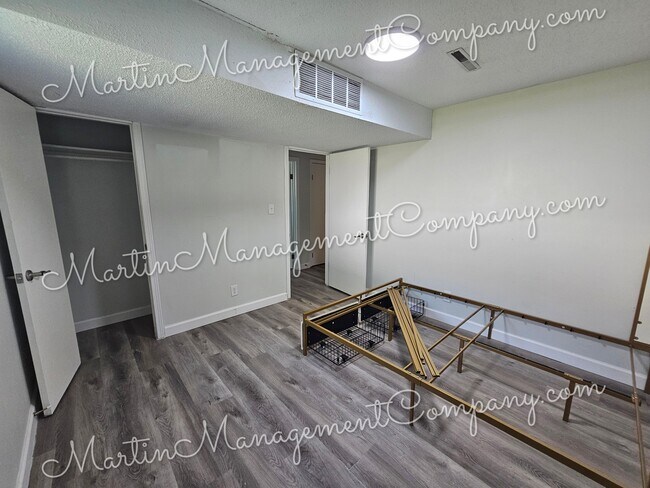Building Photo - 3406 S Grand Ave
