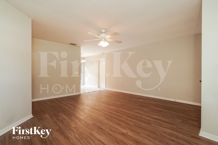 Building Photo - 16243 Banyan Ave