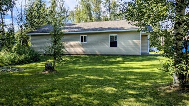 Building Photo - 4866 S Danielle St
