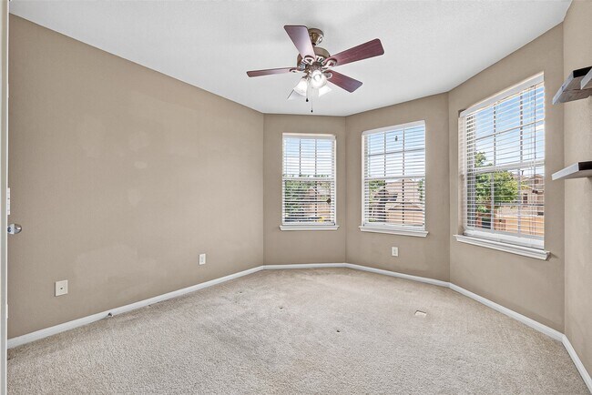 Building Photo - 6319 Denison Oaks Dr