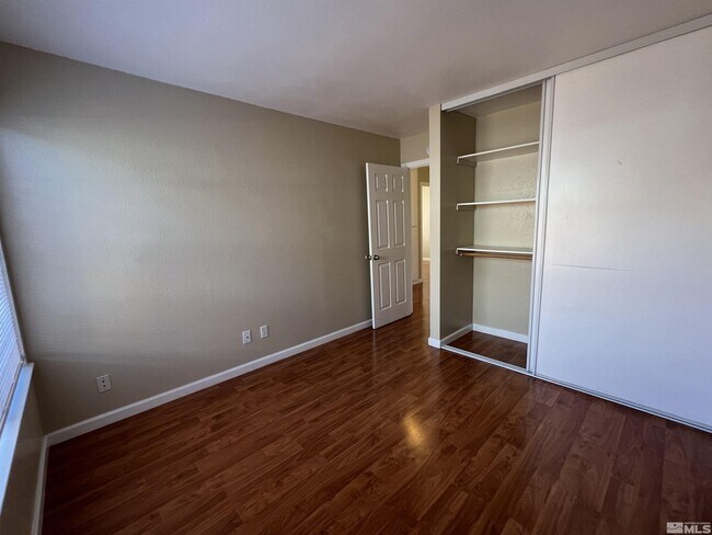 Building Photo - 1066 Palmwood Dr