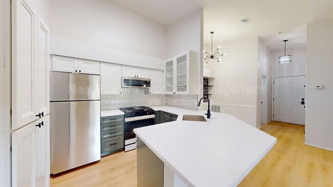 Building Photo - 13810 Sutton Park Dr N