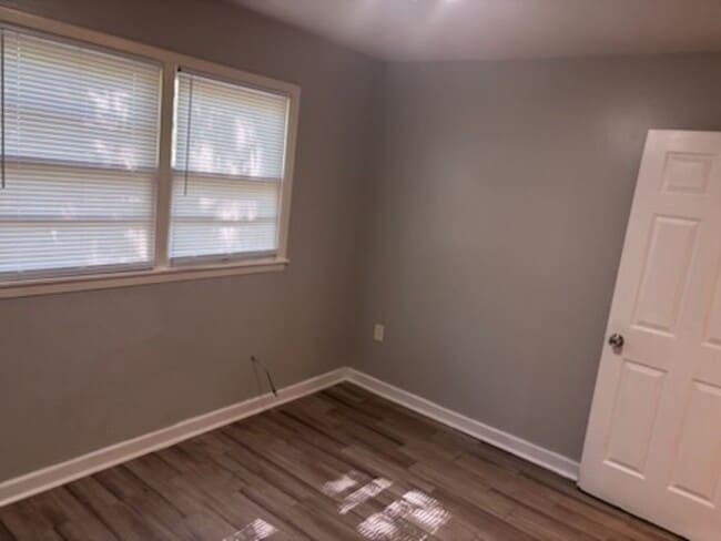 Building Photo - 2710 Teresa Dr