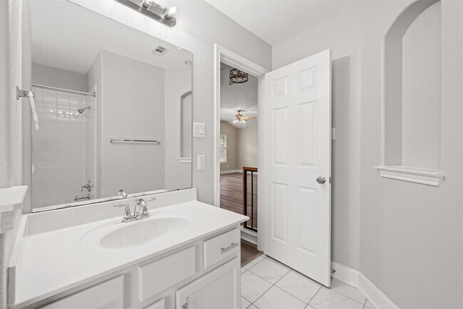 Building Photo - 14815 Avery Ranch Blvd