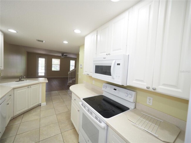 Building Photo - 1648 Napoli Dr W