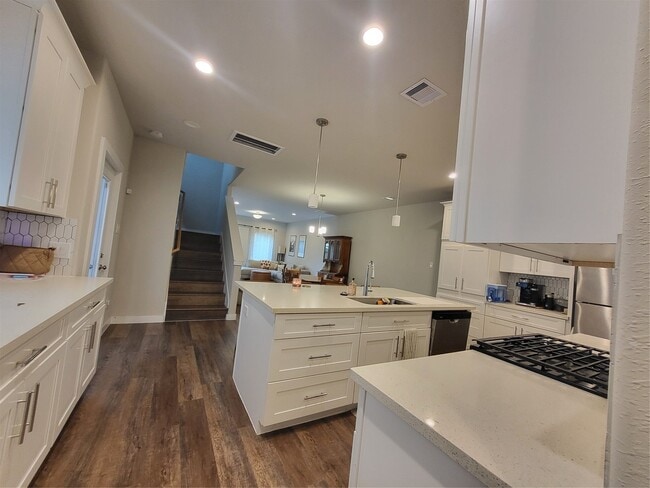 Building Photo - 6615 Ezzard Charles Ln