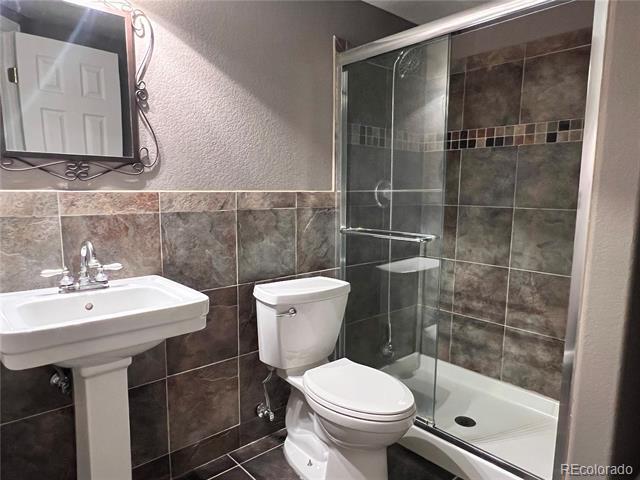 Building Photo - 9766 S Holland St