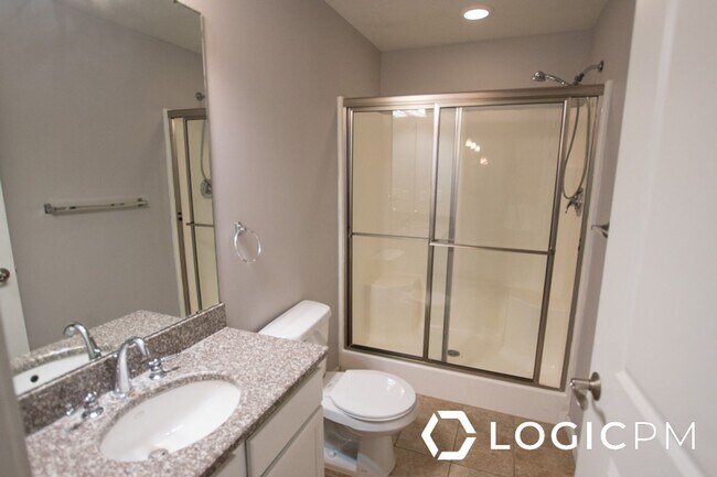 Building Photo - Stunning Condo Unit In Excellent SLC Locat...