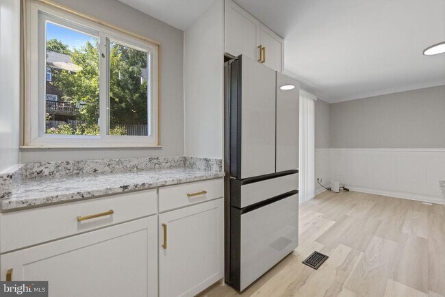 Building Photo - 7406 Golden Horseshoe Ct