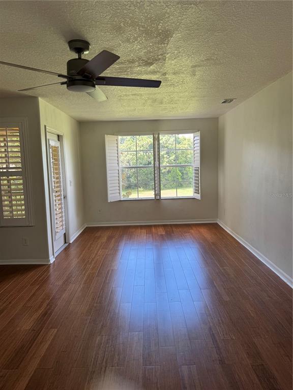 Building Photo - 1570 Barking Deer Cove