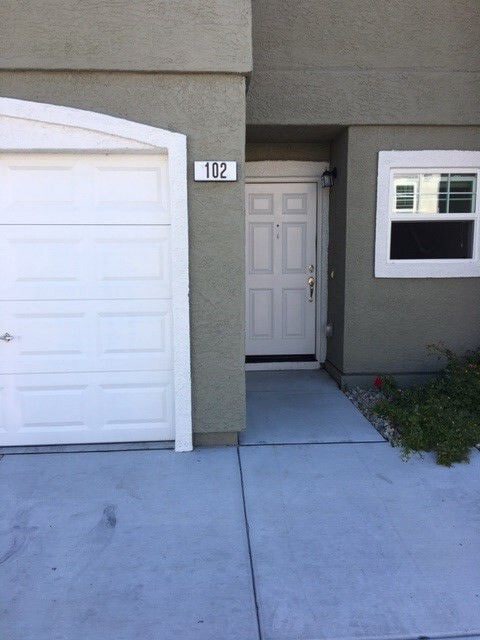 Building Photo - Kendall Creek Townhome - Sparks