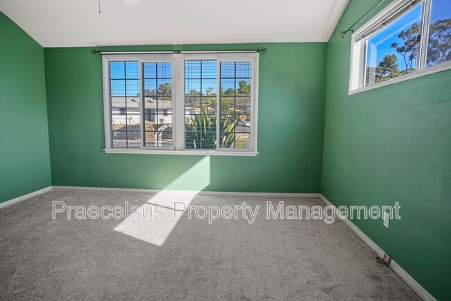 Building Photo - 5960 Nagel St