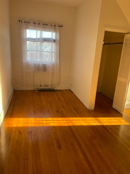 Building Photo - 1330 Virginia St E