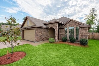 Building Photo - 1945 Briar Grove Dr