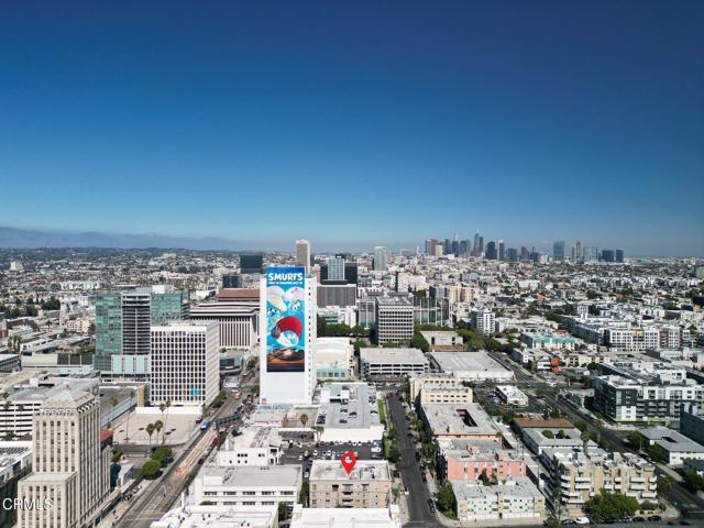 Building Photo - 3855 Ingraham St