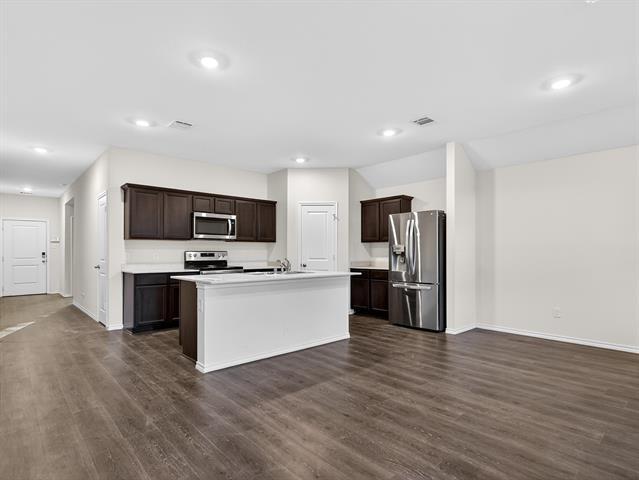 Building Photo - 3325 Stanley St