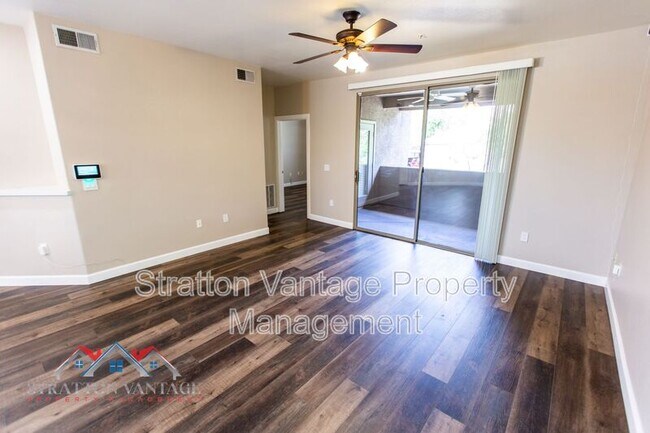 Building Photo - 11680 E Sahuaro Dr