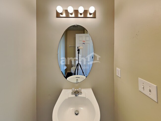 Building Photo - 4365 Chanterelle Dr