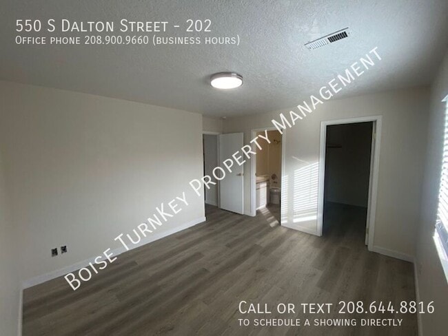 Building Photo - 550 S Dalton Ln