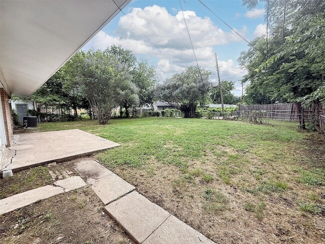 Building Photo - 3627 Flamingo Way